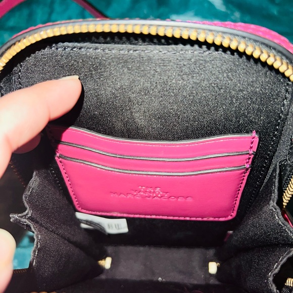 Marc Jacobs Vanity Bag! (Berry Pink) - Picture 6 of 7
